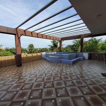 Le Grace Beachview Chennai Extérieur photo
