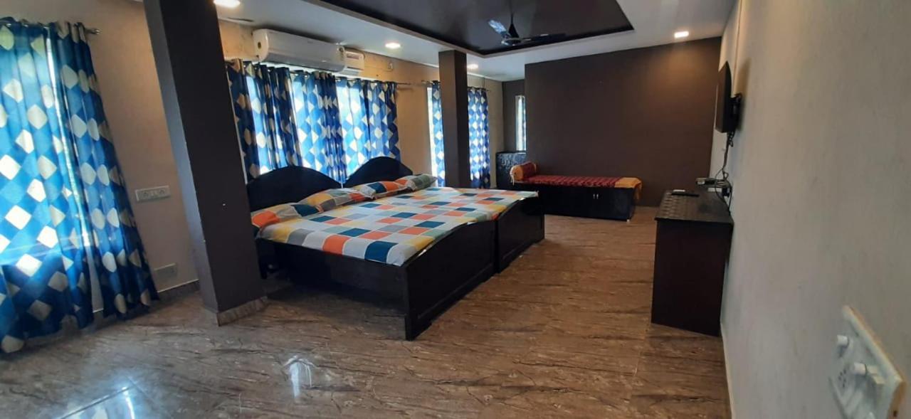 Le Grace Beachview Chennai Extérieur photo